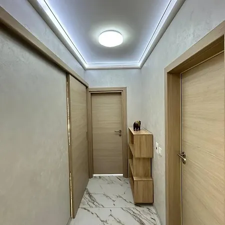 Modern Brand New 1br Near Metro Station By Kvartiri Ltd Lägenhet *
